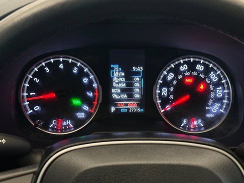 Used 2021 Toyota RAV4 XLE Premium FWD image 24