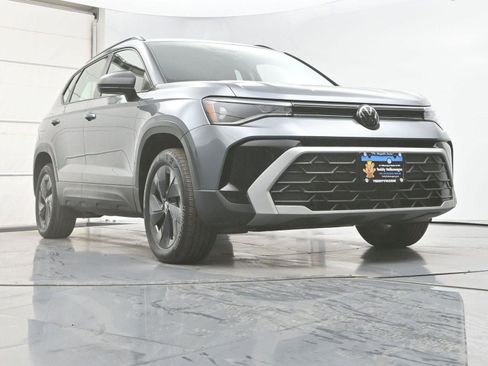 Used 2025 Volkswagen Taos S FWD image 25