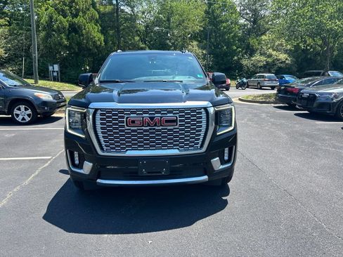 Used 2022 GMC Yukon Denali AWD/4WD image 10