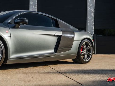 Used 2012 Audi R8 V8 image 34