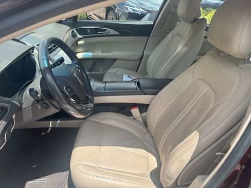 Used 2017 Lincoln MKZ Reserve w/ Climate Package FWD image 11