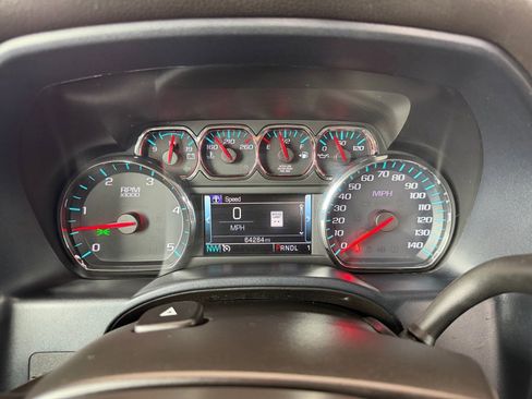 Used 2019 GMC Sierra 2500 SLT w/ Duramax Plus Package AWD/4WD image 11