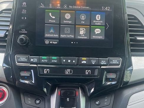 Used 2018 Honda Odyssey EX-L image 9