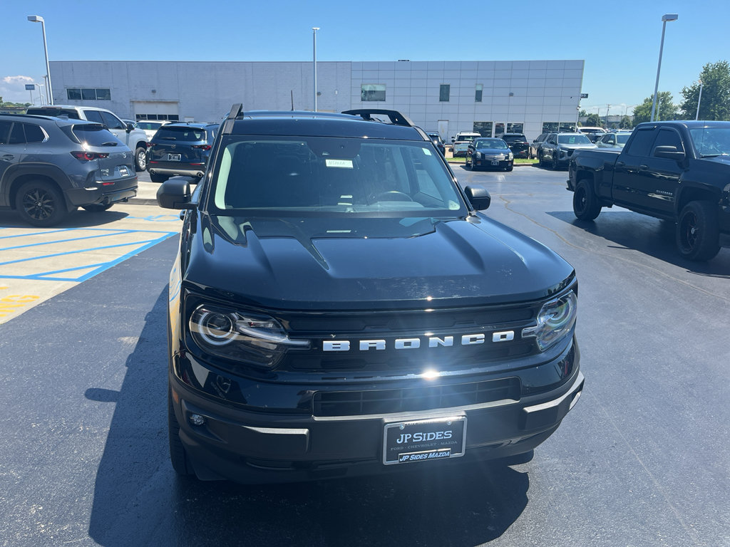 Used 2023 Ford Bronco Sport Outer Banks w/ Tech Package AWD/4WD image 4