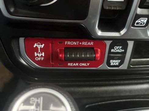 Used 2023 Jeep Wrangler Unlimited Rubicon w/ LED Lighting Group AWD/4WD image 24