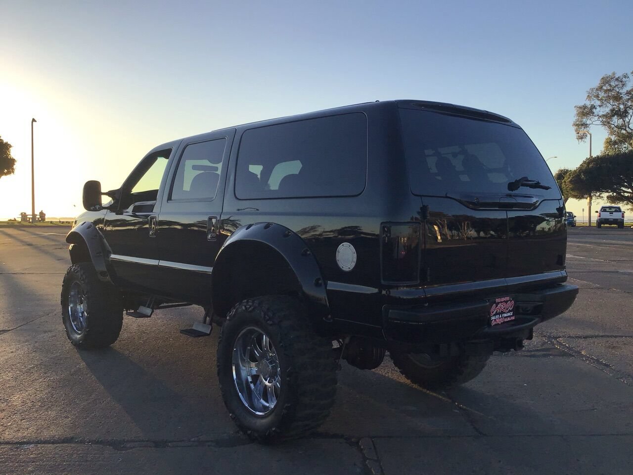 Used 2001 Ford Excursion XLT AWD/4WD image 13