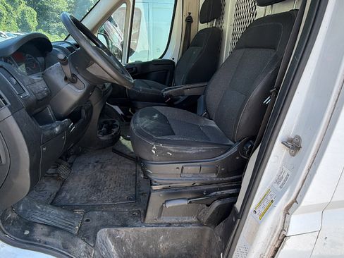 Used 2014 RAM ProMaster 1500 FWD image 12