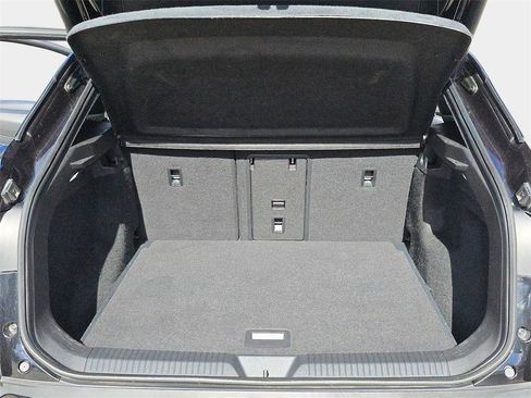 Used 2023 Volkswagen ID.4 Pro S image 14