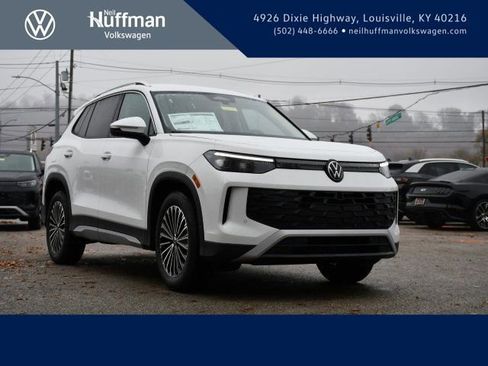 New 2026 Volkswagen Tiguan S FWD image 1