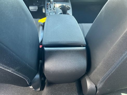 Used 2022 Honda Civic Sport image 28