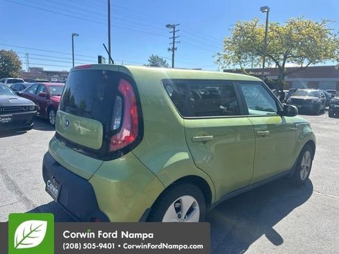 Used 2016 Kia Soul FWD image 3