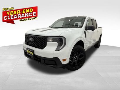 New 2025 Ford Maverick Lariat w/ Black Appearance Package