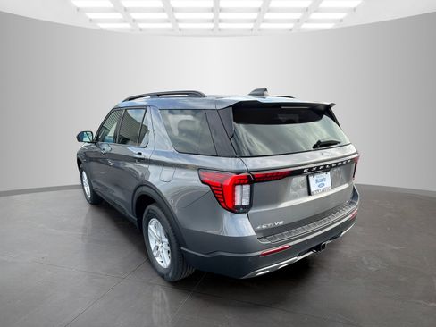 New 2026 Ford Explorer Active w/ Active Comfort Package image 7