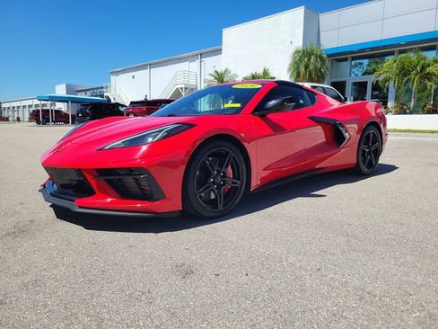Used 2020 Chevrolet Corvette Stingray Preferred Cpe w/ 2LT Preferred Equipment Group RWD image 3