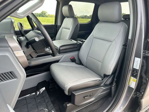 Used 2024 Ford F150 XLT w/ Mobile Office Package image 11