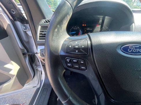 Used 2018 Ford Explorer 4WD w/ Class II Trailer Tow Package image 16