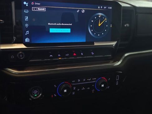 Used 2022 Chevrolet Silverado 1500 LT image 20