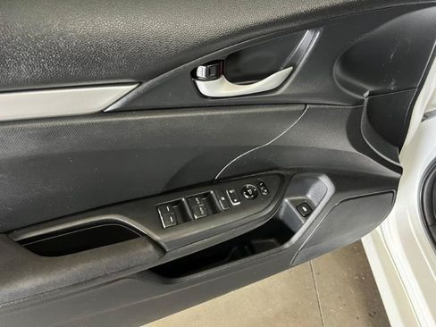 Used 2019 Honda Civic LX image 18
