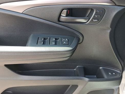 Used 2023 Honda Passport EX-L image 10
