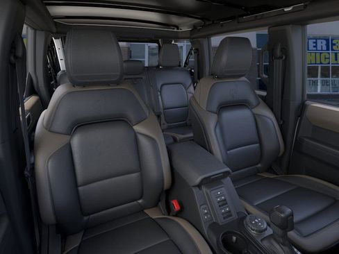 New 2025 Ford Bronco Big Bend w/ Black Diamond Package image 10