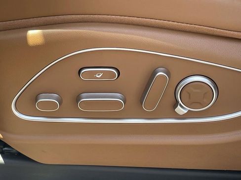 Certified 2026 Hyundai Palisade Calligraphy AWD/4WD image 18