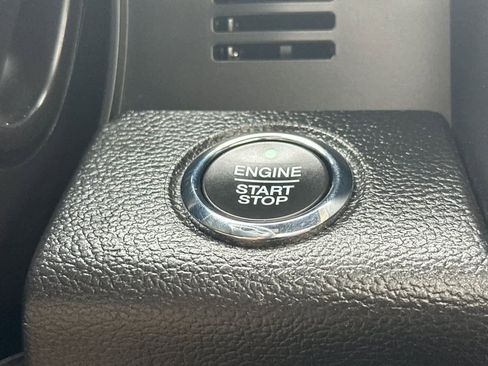 Certified 2021 Ford F250 Platinum image 21