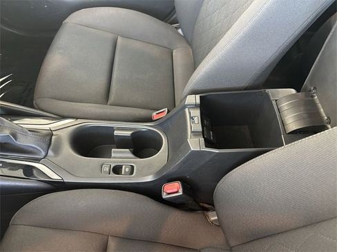 Used 2023 Toyota Corolla LE image 21