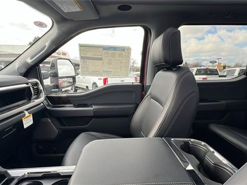 New 2025 Ford F250 Lariat w/ Lariat Ultimate Package image 28