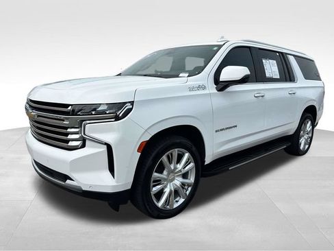 Used 2021 Chevrolet Suburban High Country RWD image 5