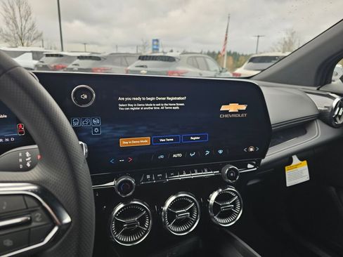 New 2026 Chevrolet Blazer EV LT image 15