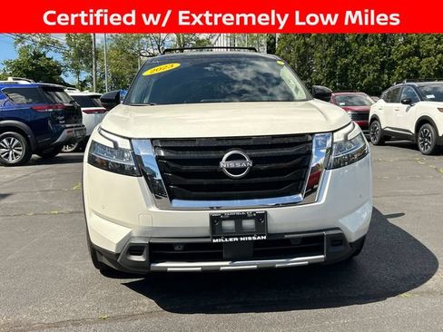 Certified 2023 Nissan Pathfinder SL AWD/4WD image 6
