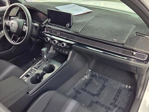 Used 2025 Honda Civic Sport image 21