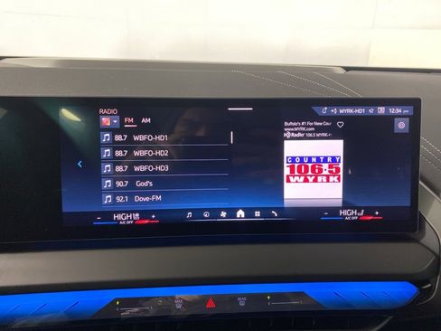 New 2026 BMW X3 xDrive30 w/ Premium Package image 16