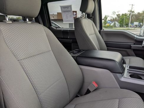 Used 2019 Ford F150 XLT w/ Equipment Group 302A Luxury AWD/4WD image 12