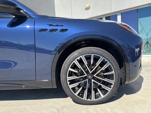 New 2025 Maserati Grecale Modena image 9