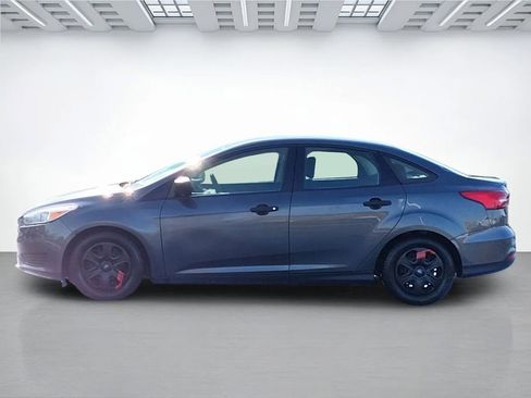 Used 2015 Ford Focus S image 6