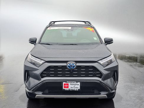 Used 2024 Toyota RAV4 XSE w/ Advanced Technology Package image 8