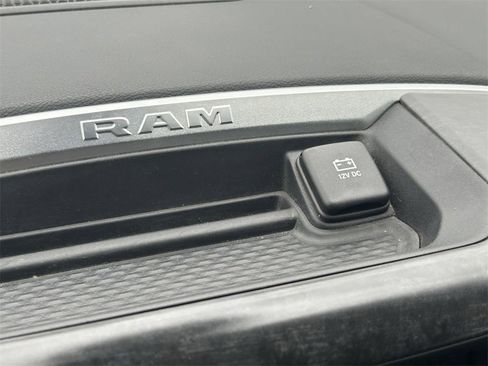 Used 2024 RAM 2500 Big Horn image 31