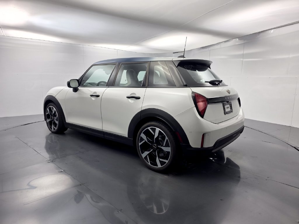 Used 2026 MINI Cooper S FWD image 4