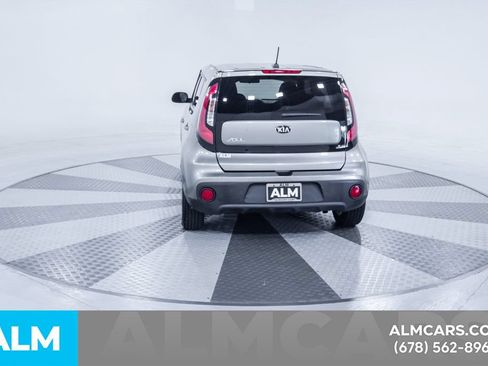 Used 2018 Kia Soul FWD image 8