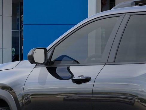 New 2026 Chevrolet Equinox LT image 12