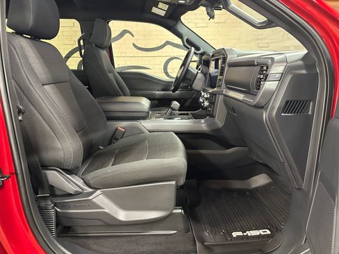 Used 2025 Ford F150 XLT w/ Equipment Group 301A Standard image 21