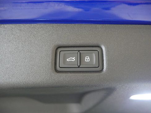 New 2026 Audi SQ5 Premium Plus image 20