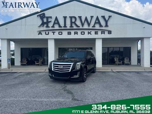 Used 2018 Cadillac Escalade Luxury image 1
