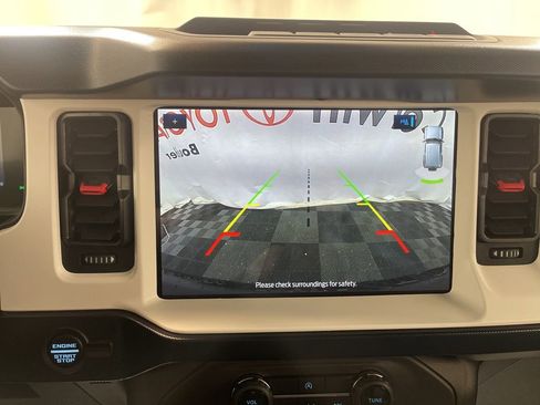 Used 2024 Ford Bronco Heritage Edition image 24