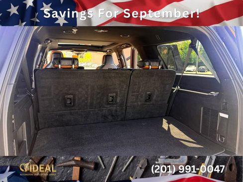 Used 2019 Lincoln Navigator L Reserve w/ Cargo Package AWD/4WD image 17