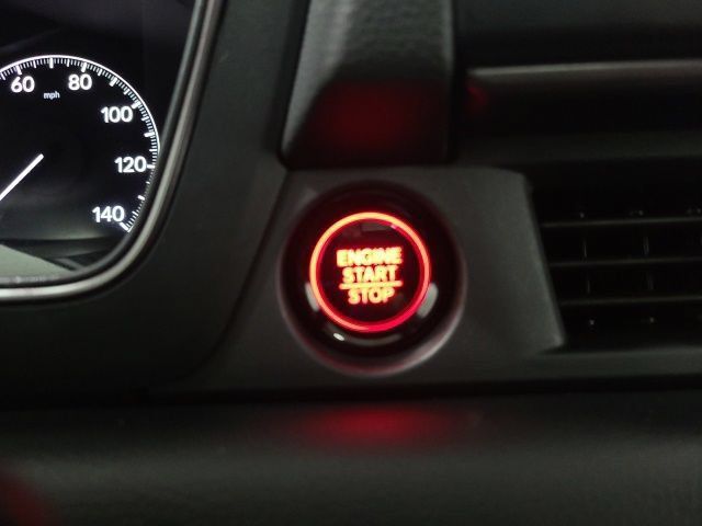 Used 2025 Honda Pilot TrailSport image 39