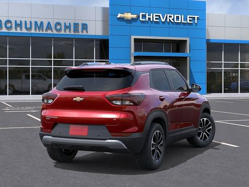 New 2026 Chevrolet TrailBlazer LT w/ LT Cold Weather Package AWD/4WD image 4