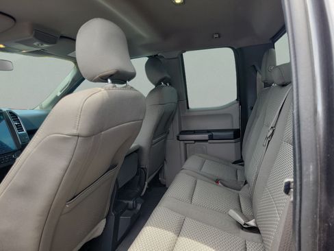 Used 2015 Ford F150 XLT w/ Equipment Group 302A Luxury AWD/4WD image 13