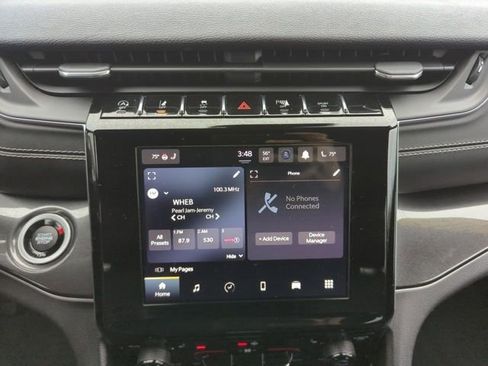 Used 2023 Jeep Grand Cherokee L Altitude image 21